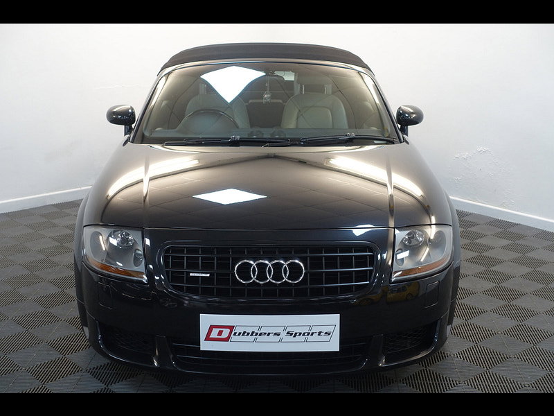 Audi TT 3.2 V6 Roadster 2dr Petrol DSG quattro (240 g/km, 247 bhp)