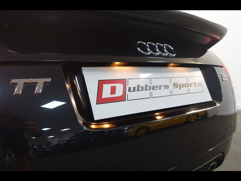 Audi TT 3.2 V6 Roadster 2dr Petrol DSG quattro (240 g/km, 247 bhp)