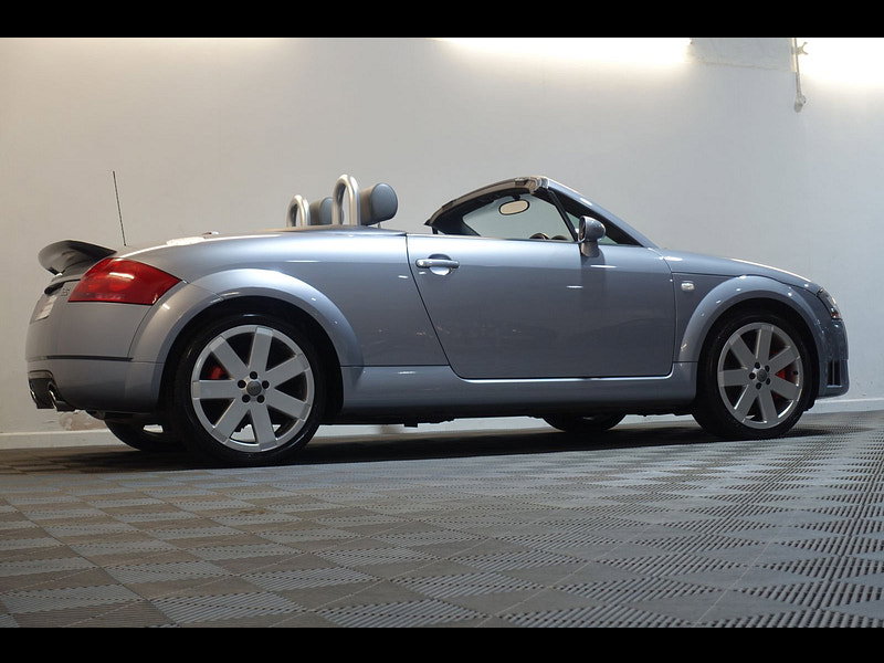Audi TT 3.2 V6 Roadster 2dr Petrol Manual quattro (257 g/km, 247 bhp)