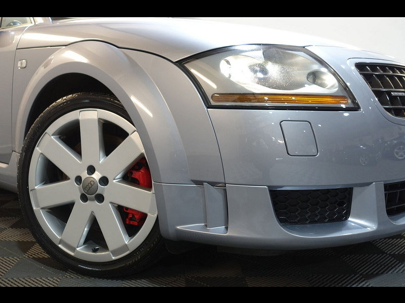 Audi TT 3.2 V6 Roadster 2dr Petrol Manual quattro (257 g/km, 247 bhp)