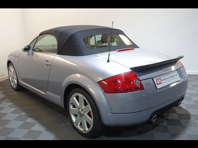 Audi TT 3.2 V6 Roadster 2dr Petrol Manual quattro (257 g/km, 247 bhp)