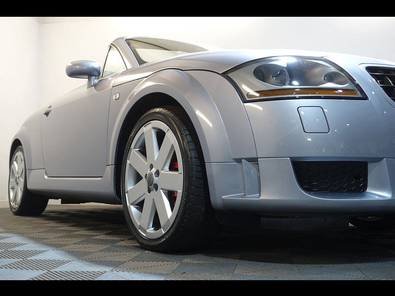 Audi TT 3.2 V6 Roadster 2dr Petrol Manual quattro (257 g/km, 247 bhp)