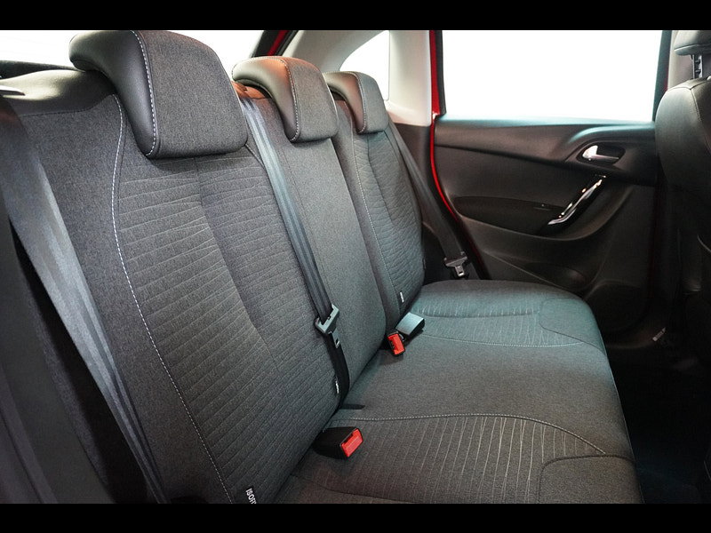 Citroen C3 1.2 PureTech Platinum Hatchback 5dr Petrol Manual Euro 6 (s/s) (110 ps)