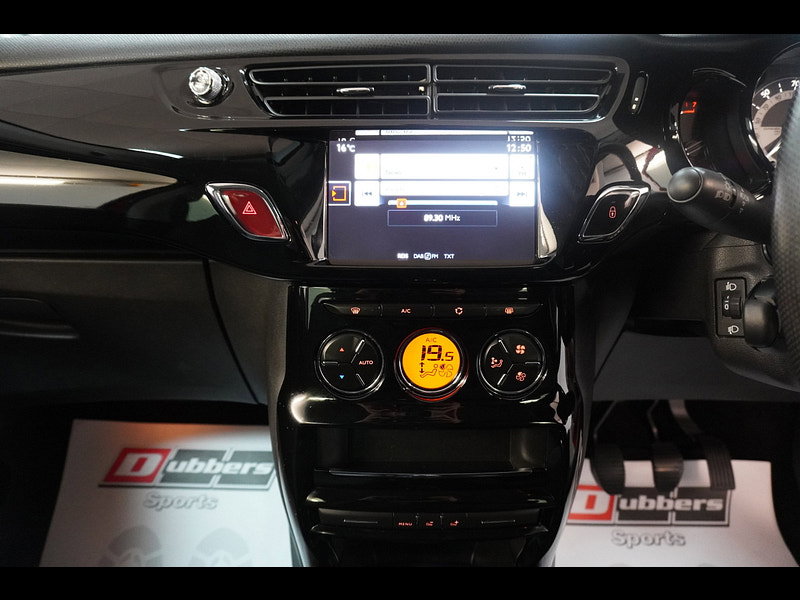 Citroen C3 1.2 PureTech Platinum Hatchback 5dr Petrol Manual Euro 6 (s/s) (110 ps)