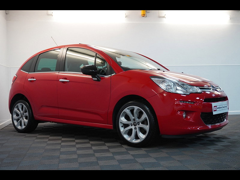 Citroen C3 1.2 PureTech Platinum Hatchback 5dr Petrol Manual Euro 6 (s/s) (110 ps)
