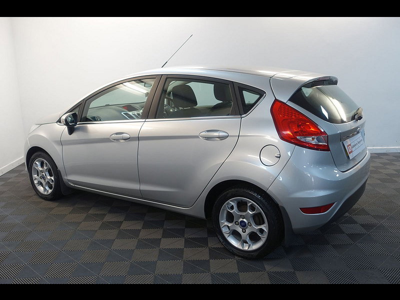 Ford Fiesta 1.4 Zetec Hatchback 5dr Petrol Manual (133 g/km, 94 bhp)