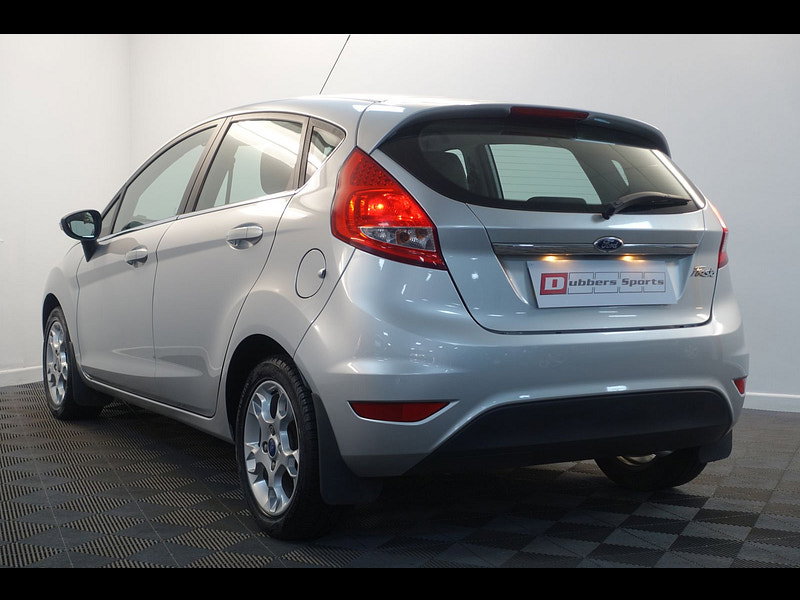 Ford Fiesta 1.4 Zetec Hatchback 5dr Petrol Manual (133 g/km, 94 bhp)