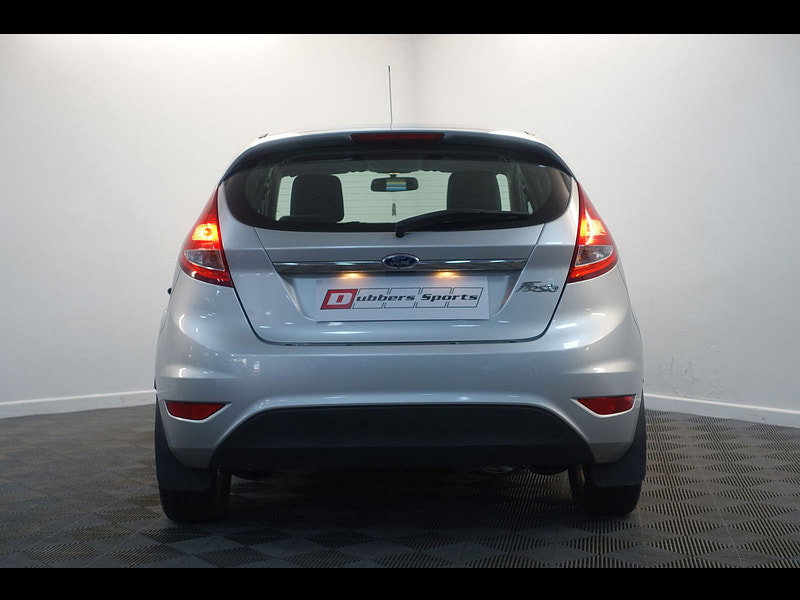 Ford Fiesta 1.4 Zetec Hatchback 5dr Petrol Manual (133 g/km, 94 bhp)