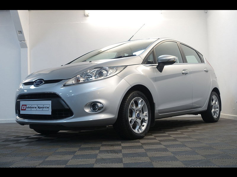Ford Fiesta 1.4 Zetec Hatchback 5dr Petrol Manual (133 g/km, 94 bhp)