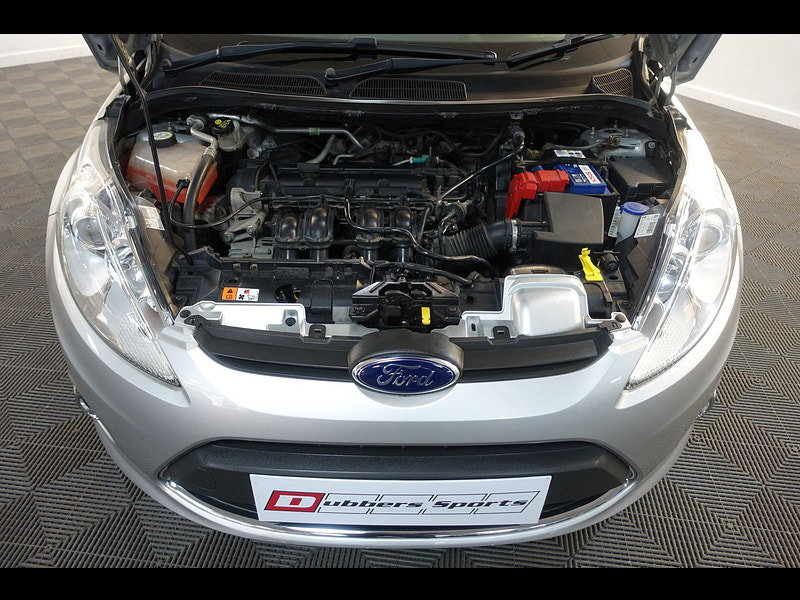 Ford Fiesta 1.4 Zetec Hatchback 5dr Petrol Manual (133 g/km, 94 bhp)