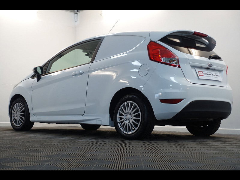 Ford Fiesta Van 1.6 TDCi ECOnetic II Panel Van 3dr Diesel Manual (87 g/km, 94 bhp)