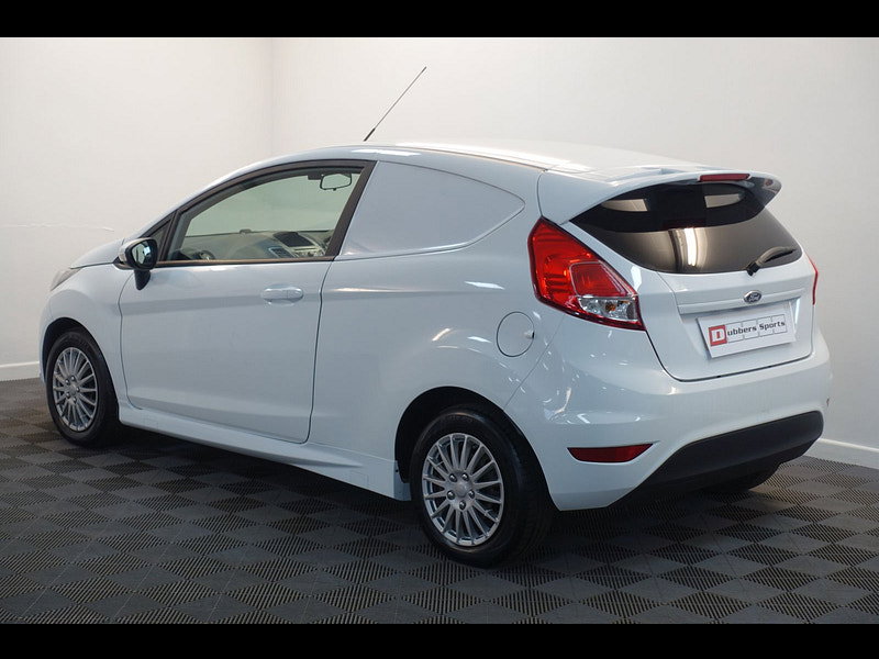 Ford Fiesta Van 1.6 TDCi ECOnetic II Panel Van 3dr Diesel Manual (87 g/km, 94 bhp)