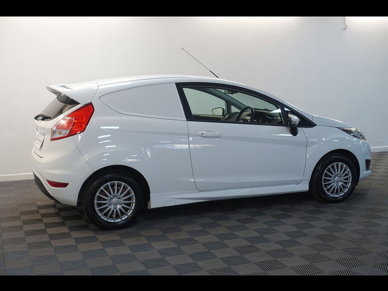 Ford Fiesta Van 1.6 TDCi ECOnetic II Panel Van 3dr Diesel Manual (87 g/km, 94 bhp)