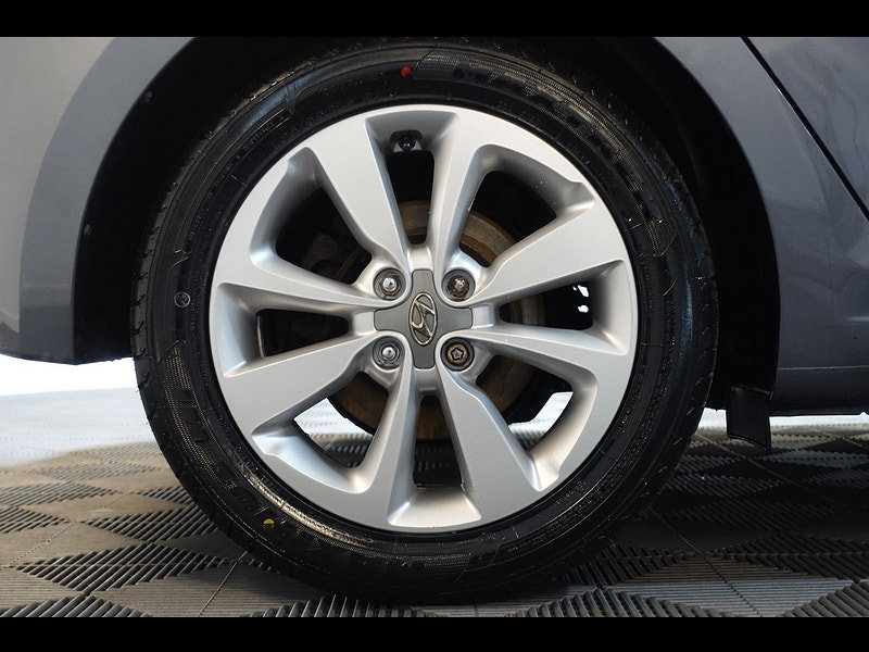 Hyundai I20 1.4 SE Hatchback 5dr Petrol Manual Euro 6 (100 ps)