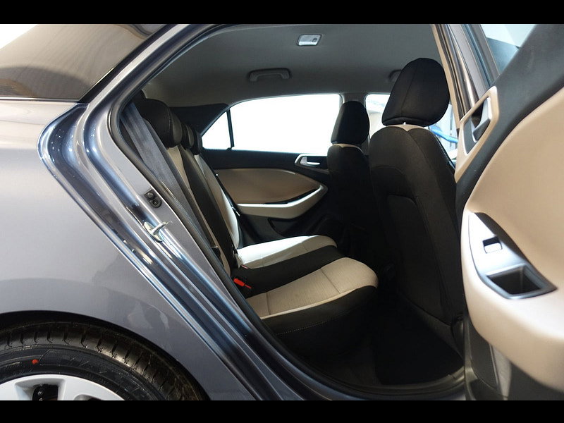 Hyundai I20 1.4 SE Hatchback 5dr Petrol Manual Euro 6 (100 ps)