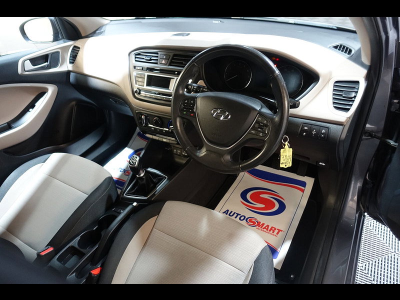 Hyundai I20 1.4 SE Hatchback 5dr Petrol Manual Euro 6 (100 ps)