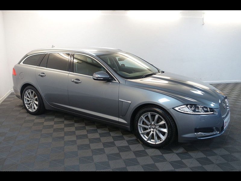 Jaguar XF 2.2d Premium Luxury Sportbrake 5dr Diesel Auto Euro 5 (s/s) (200 ps)