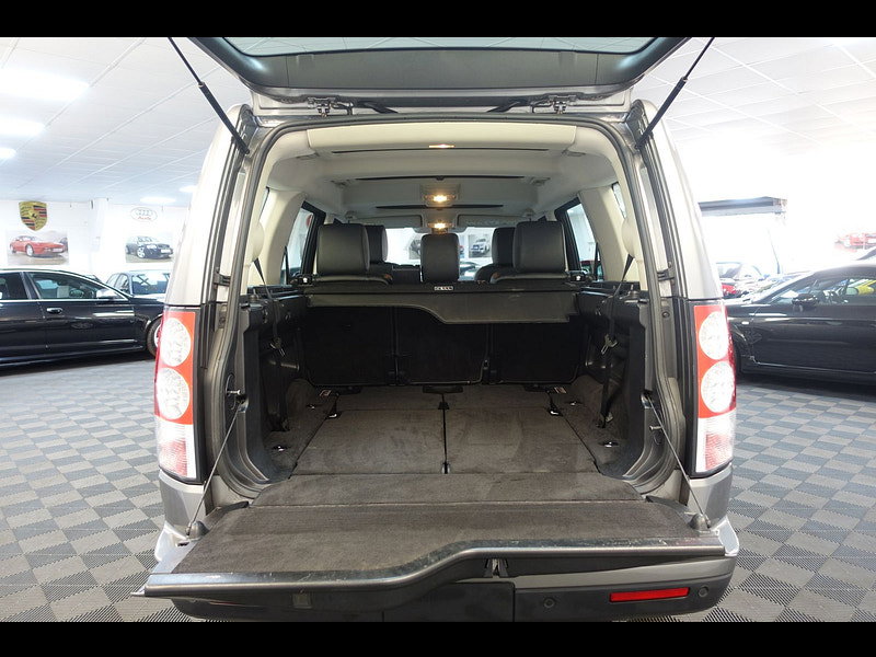 Land Rover Discovery 4 3.0 SD V6 HSE SUV 5dr Diesel CommandShift 4WD Euro 5 (245 ps)
