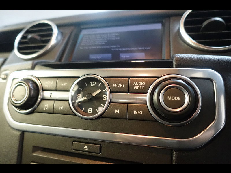 Land Rover Discovery 4 3.0 SD V6 HSE SUV 5dr Diesel CommandShift 4WD Euro 5 (245 ps)