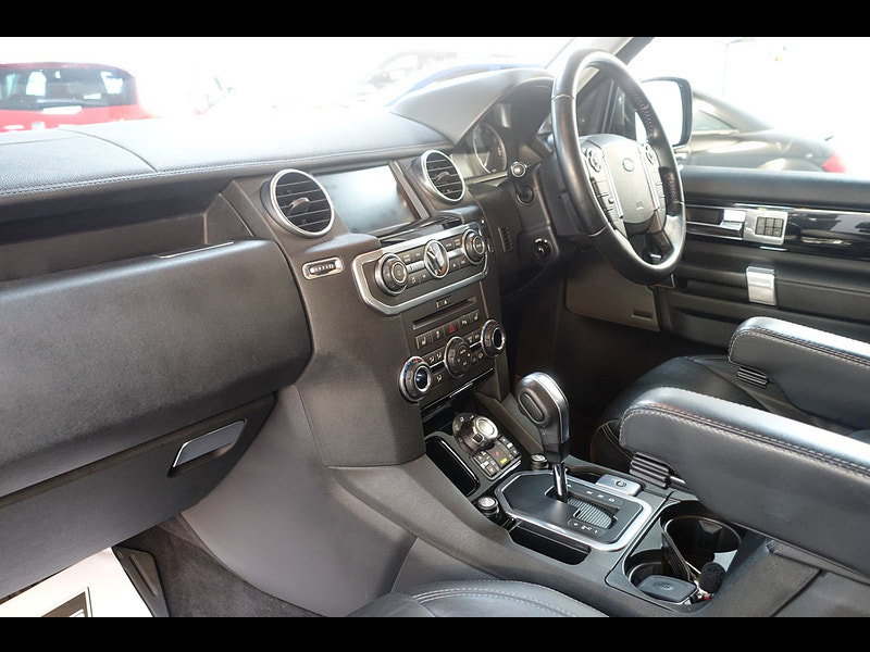 Land Rover Discovery 4 3.0 SD V6 HSE SUV 5dr Diesel CommandShift 4WD Euro 5 (245 ps)
