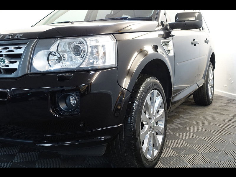 Land Rover Freelander 2 2.2 SD4 HSE SUV 5dr Diesel CommandShift 4WD Euro 5 (190 ps)