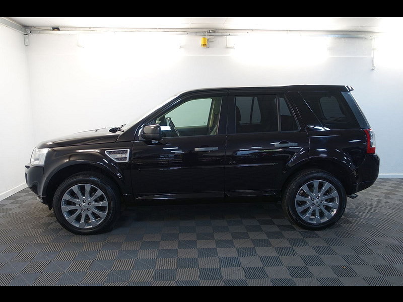 Land Rover Freelander 2 2.2 SD4 HSE SUV 5dr Diesel CommandShift 4WD Euro 5 (190 ps)