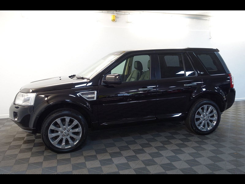 Land Rover Freelander 2 2.2 SD4 HSE SUV 5dr Diesel CommandShift 4WD Euro 5 (190 ps)