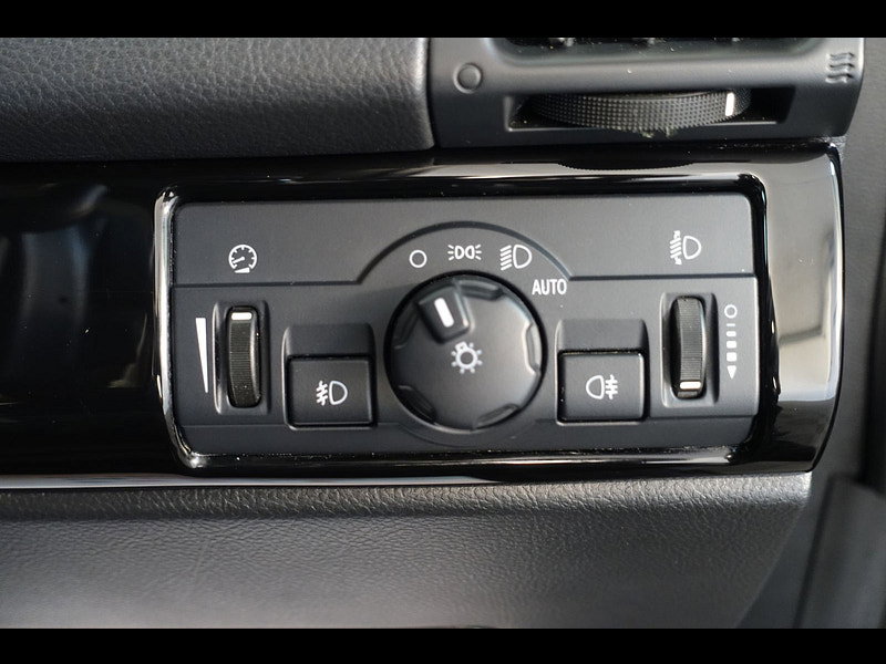 Land Rover Freelander 2 2.2 SD4 HSE SUV 5dr Diesel CommandShift 4WD Euro 5 (190 ps)