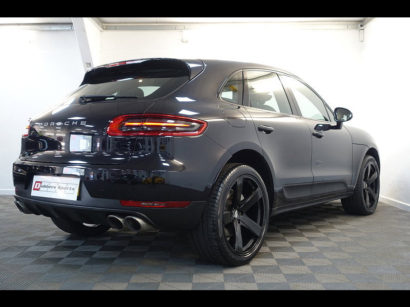 Porsche Macan 3.0 TD V6 S SUV 5dr Diesel PDK 4WD Euro 6 (s/s) (258 ps)
