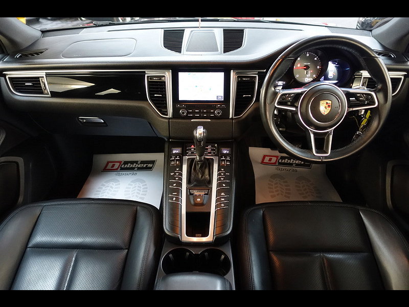Porsche Macan 3.0 TD V6 S SUV 5dr Diesel PDK 4WD Euro 6 (s/s) (258 ps)