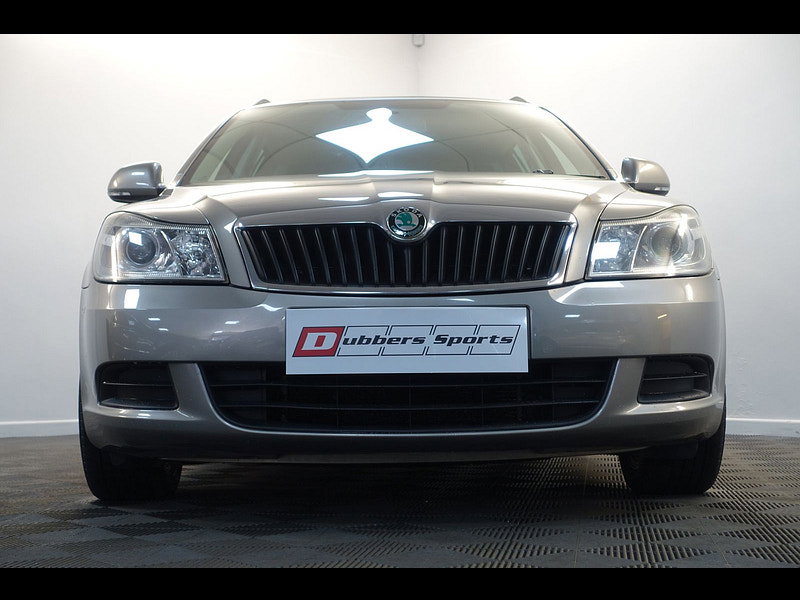 Skoda Octavia 1.6 TDI SE Plus Estate 5dr Diesel DSG Euro 5 (105 ps)