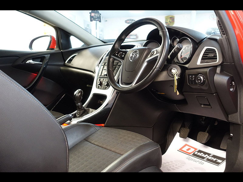 Vauxhall Astra GTC 1.4T 16V SRi Coupe 3dr Petrol Manual Euro 5 (s/s) (120 ps)