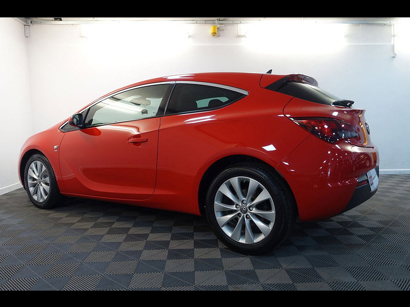 Vauxhall Astra GTC 1.4T 16V SRi Coupe 3dr Petrol Manual Euro 5 (s/s) (120 ps)