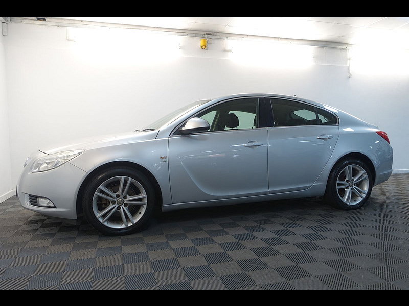 Vauxhall Insignia 1.8 16V SRi Hatchback 5dr Petrol Manual Euro 5 (140 ps)