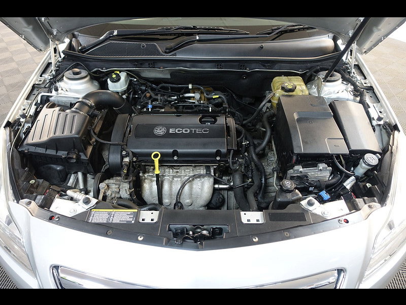 Vauxhall Insignia 1.8 16V SRi Hatchback 5dr Petrol Manual Euro 5 (140 ps)