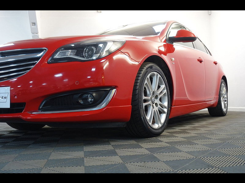 Vauxhall Insignia 2.0 CDTi SRi VX Line Nav Hatchback 5dr Diesel Auto Euro 5 (163 ps)