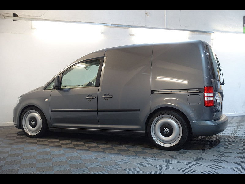 Volkswagen Caddy 1.6 TDI C20 Highline Panel Van 4dr Diesel DSG L1 H1 (152 g/km, 101 bhp)