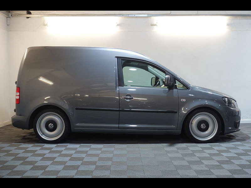 Volkswagen Caddy 1.6 TDI C20 Highline Panel Van 4dr Diesel DSG L1 H1 (152 g/km, 101 bhp)
