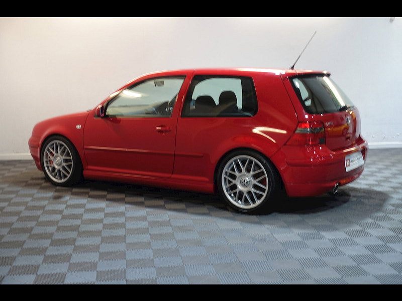 Volkswagen Golf 1.8T GTI Anniversary Ltd Edn Hatchback 3dr Petrol Manual (204 g/km, 180 bhp)