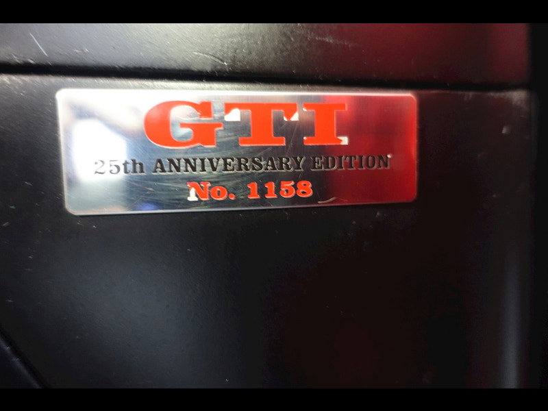 Volkswagen Golf 1.8T GTI Anniversary Ltd Edn Hatchback 3dr Petrol Manual (204 g/km, 180 bhp)