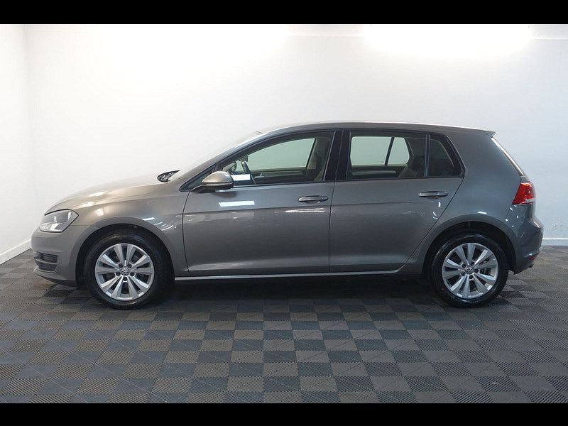 Volkswagen Golf 1.6 TDI BlueMotion Tech SE Hatchback 5dr Diesel Manual Euro 5 (s/s) (105 ps)
