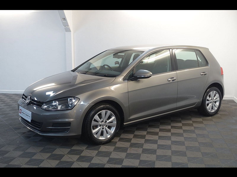 Volkswagen Golf 1.6 TDI BlueMotion Tech SE Hatchback 5dr Diesel Manual Euro 5 (s/s) (105 ps)