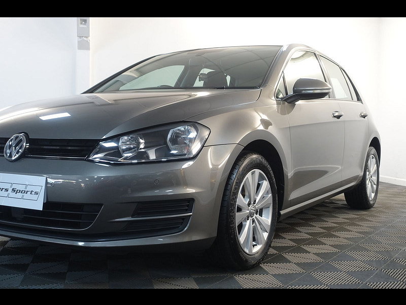 Volkswagen Golf 1.6 TDI BlueMotion Tech SE Hatchback 5dr Diesel Manual Euro 5 (s/s) (105 ps)