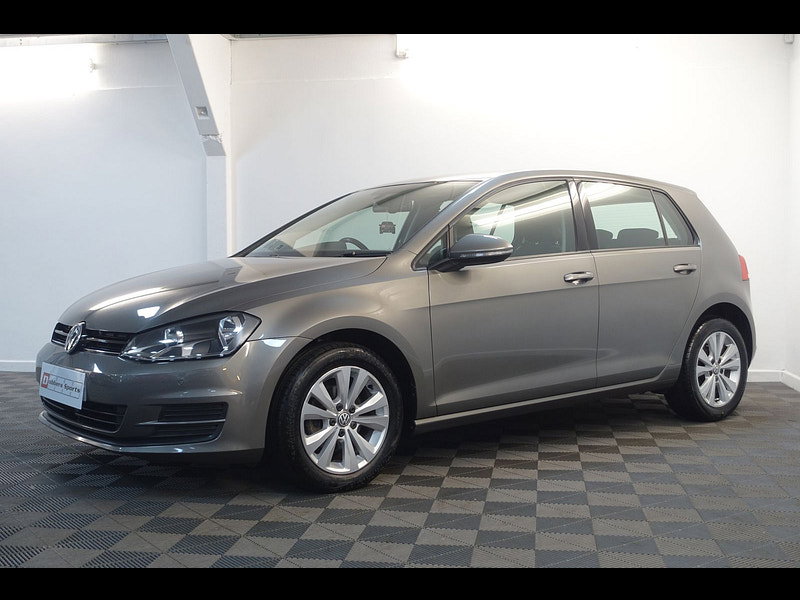 Volkswagen Golf 1.6 TDI BlueMotion Tech SE Hatchback 5dr Diesel Manual Euro 5 (s/s) (105 ps)