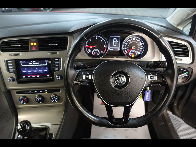 Volkswagen Golf 1.6 TDI BlueMotion Tech SE Hatchback 5dr Diesel Manual Euro 5 (s/s) (105 ps)