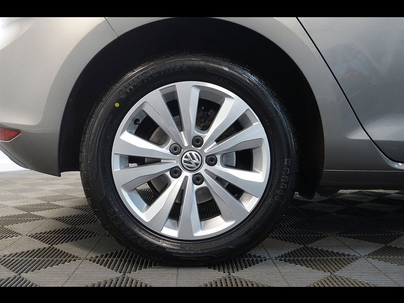 Volkswagen Golf 1.6 TDI BlueMotion Tech SE Hatchback 5dr Diesel Manual Euro 5 (s/s) (105 ps)