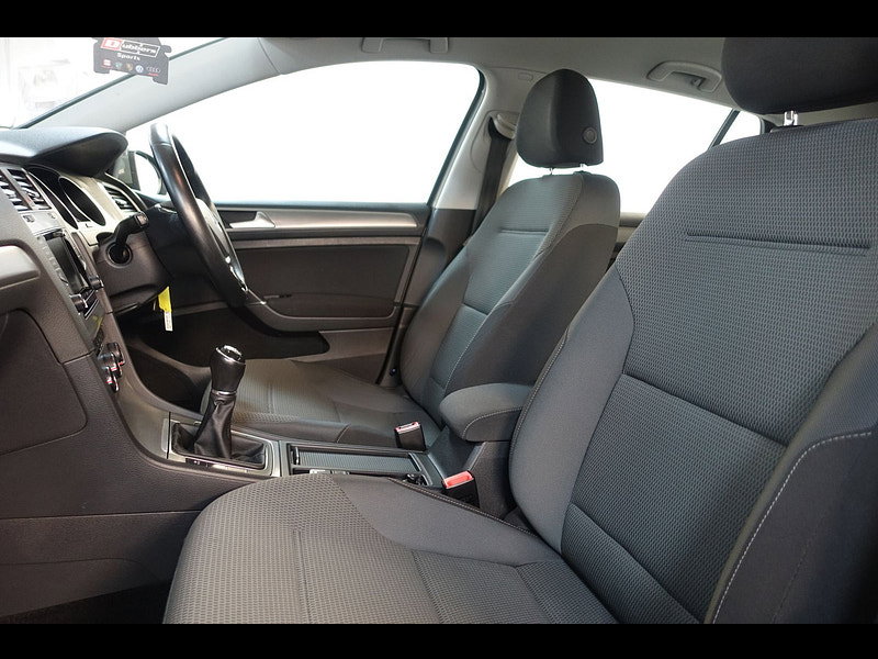 Volkswagen Golf 1.6 TDI BlueMotion Tech SE Hatchback 5dr Diesel Manual Euro 5 (s/s) (105 ps)