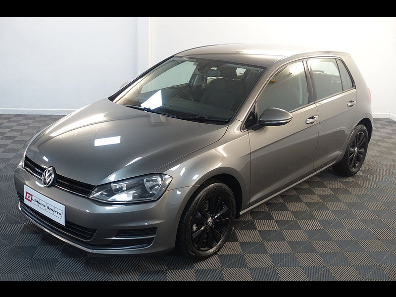 Volkswagen Golf 1.6 TDI BlueMotion Tech SE Hatchback 5dr Diesel Manual Euro 5 (s/s) (105 ps)