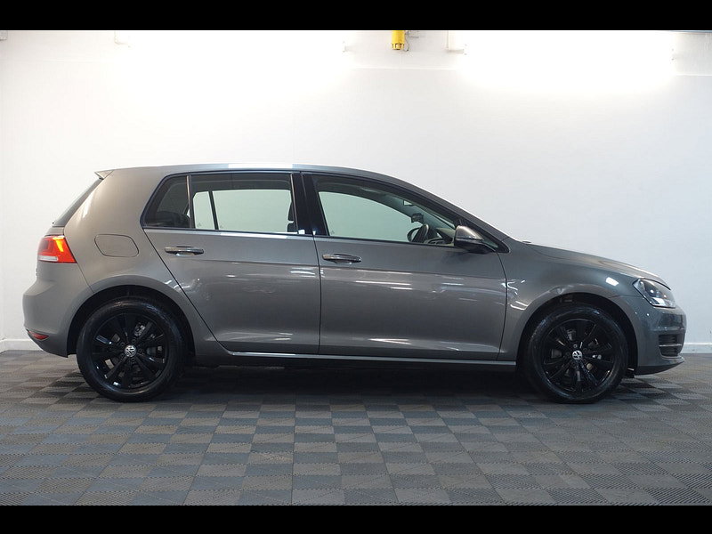 Volkswagen Golf 1.6 TDI BlueMotion Tech SE Hatchback 5dr Diesel Manual Euro 5 (s/s) (105 ps)