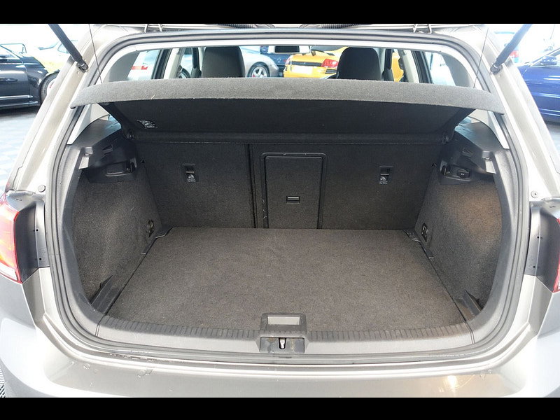 Volkswagen Golf 1.6 TDI BlueMotion Tech SE Hatchback 5dr Diesel Manual Euro 5 (s/s) (105 ps)